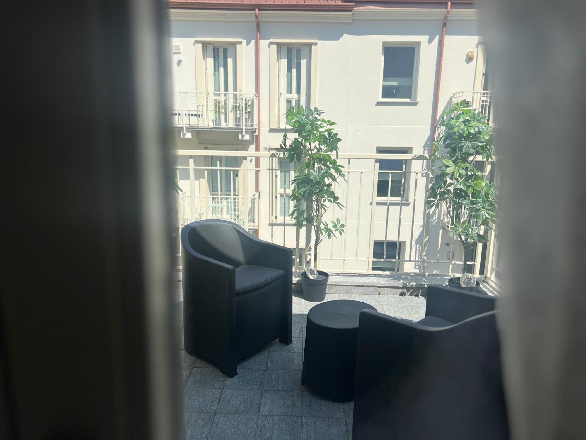 Апартаменты Regina Milano In Melegnano - Wifi, Breakfast Box And Terrace Экстерьер фото